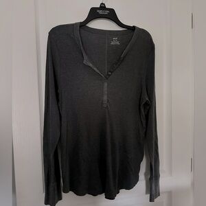 Gray Long Sleeve American Eagle Top